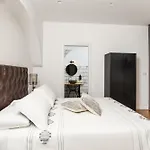 Mareluna Bed & Breakfast 4*