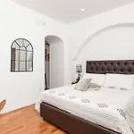 Mareluna 4* Neapel