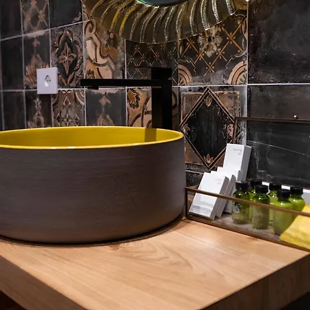 לינה וארוחת בוקר Mareluna נאפולי