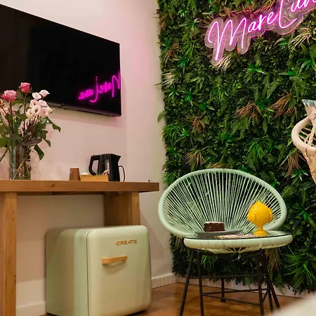 Mareluna Couette-café Naples