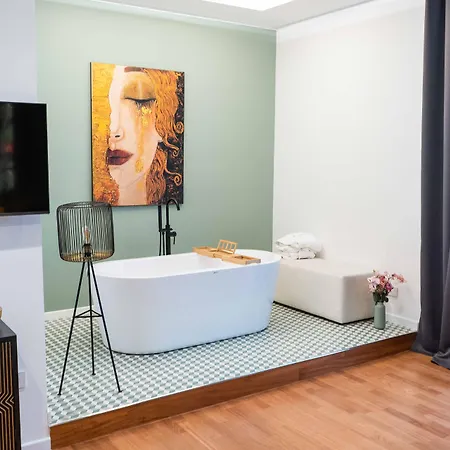 Couette-café Mareluna 4*